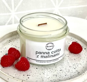 PANNA COTTA Z MALINAMI świeca sojowa 235 ml